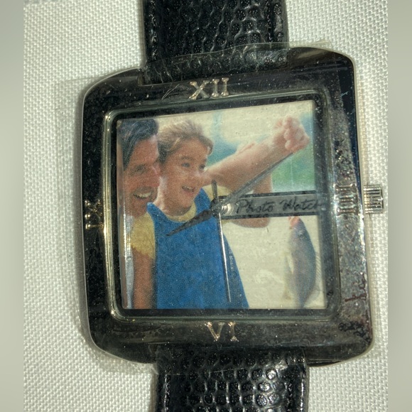 CUSTOMIZABLE PHOTO WATCH, ADD YOUR OWN PHOTO BLACK TEXTURED BAND NWOT NEVER WORN - Picture 7 of 11